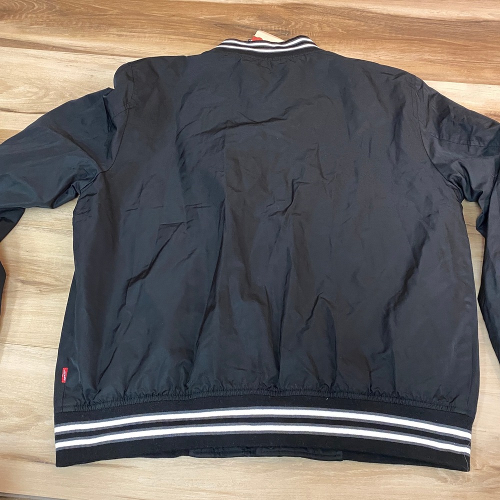 Levis Mens Water Resistant Varsity Bomber Jacket Black Medium NEW $118 - Picture 10 of 10